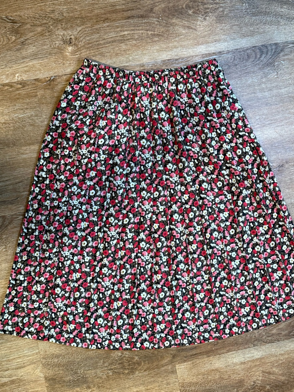 Leslie Fay Black A-Line Skirt with Pink & White Floral Print
